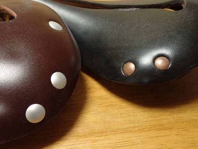 セラアナトミカ Selle Anatomica XとX2の比較