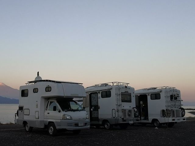 キャンピングカー