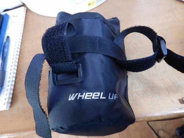 ハンドルポーチ