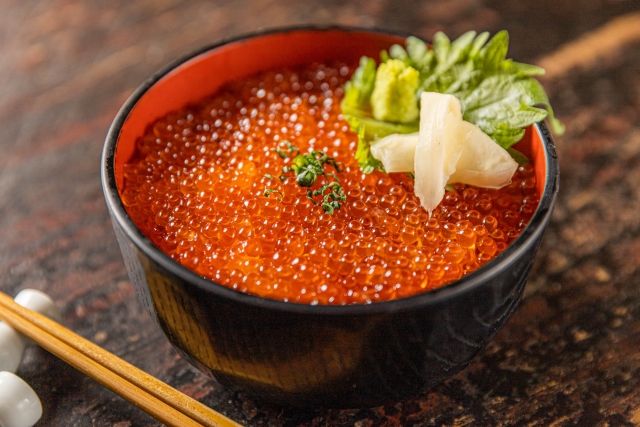 イクラ丼