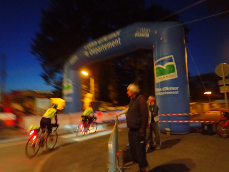 【PBP/Day1/445km】FOUGERES→TINTENIAC→QUEDILLAC→ルデアック