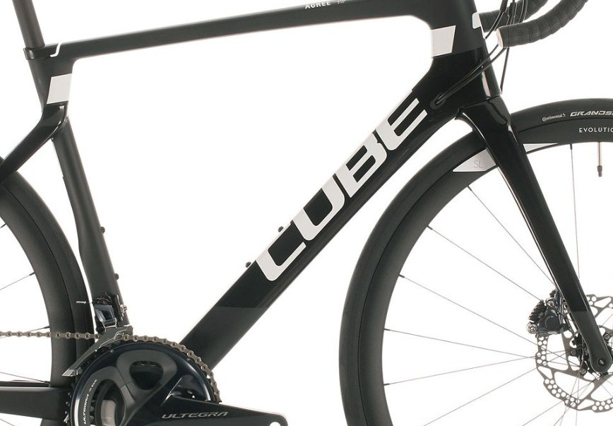 キューブCube Agree C:62 Race Road Bike 2020年モデルレビュー