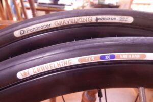 Gravel king R 30C 2本　8/1以降発送 パナレーサーGRAVELKINGがフルリニューアル 新モデルX1登場、全