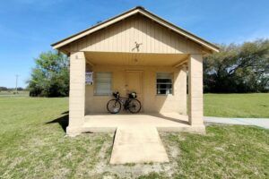 GF1200km Day2：Lake Butler→Chiefland→ホテル 367km・19時間20分 膝痛い