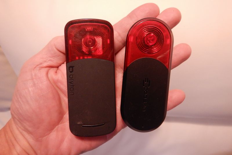 ブライトン or COOSPO｜リアレーダーテールライト比較レビュー